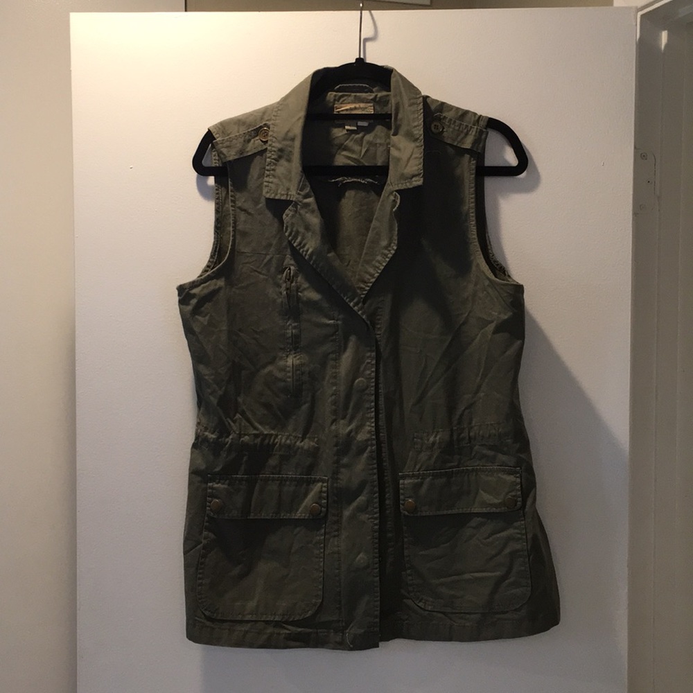 Olive vest